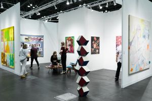<a href='/art-galleries/simon-lee-gallery/' target='_blank'>Simon Lee Gallery</a>, The Armory Show, New York (9–12 September 2021). Courtesy Ocula. Photo: Charles Roussel.